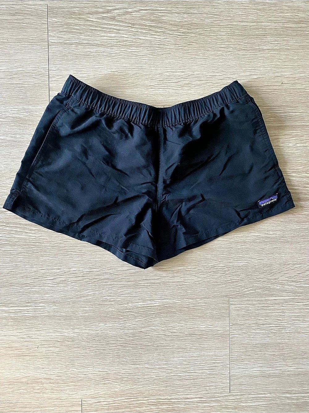 Patagonia Women’s small Baggies Shorts - 2" Black